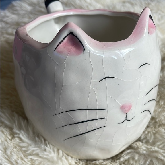 Charming Cat Mug with Pink Accents - Picture 5 of 8